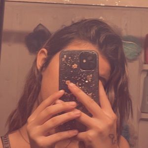 Meet your Posher, Adorea